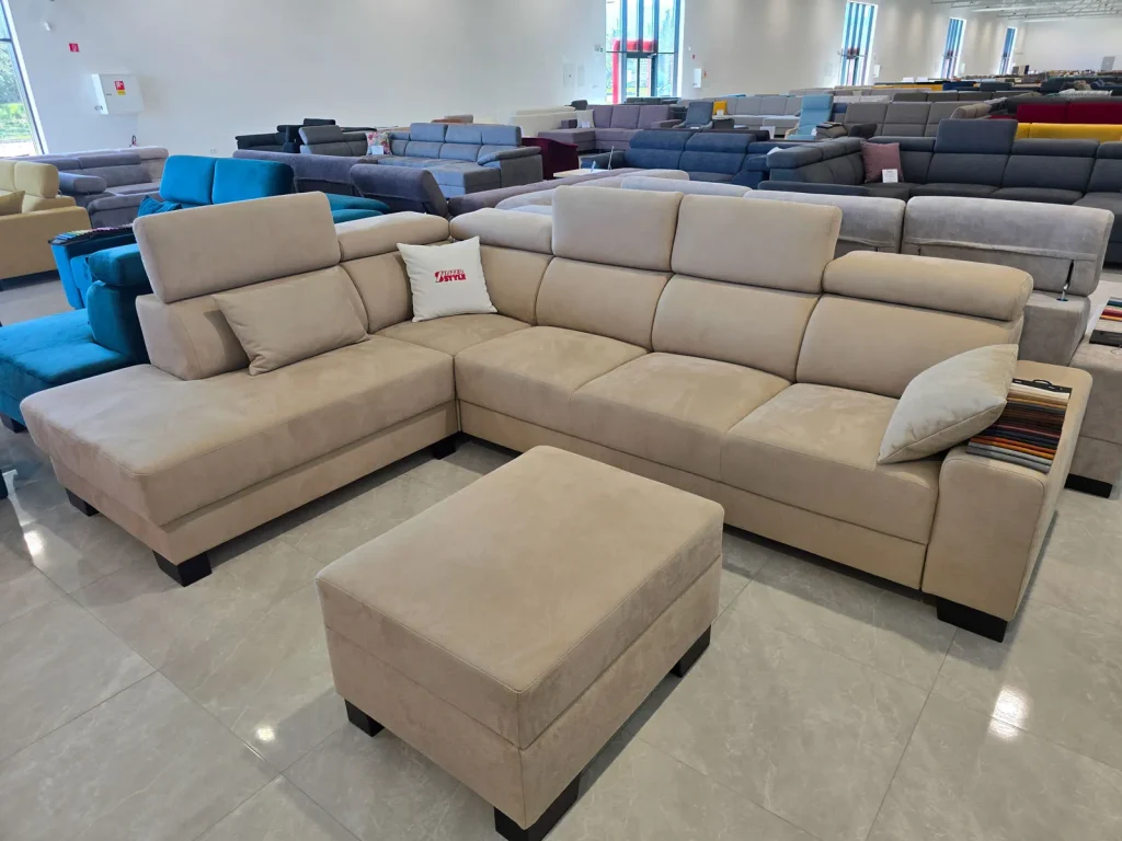 010 – Grande – 235×325 cm + hoker